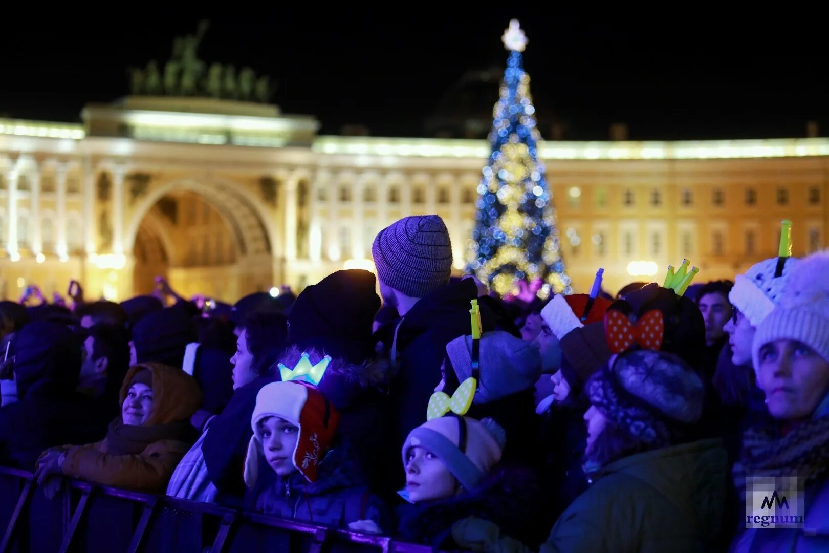 Новогодняя ночь в спб на дворцовой