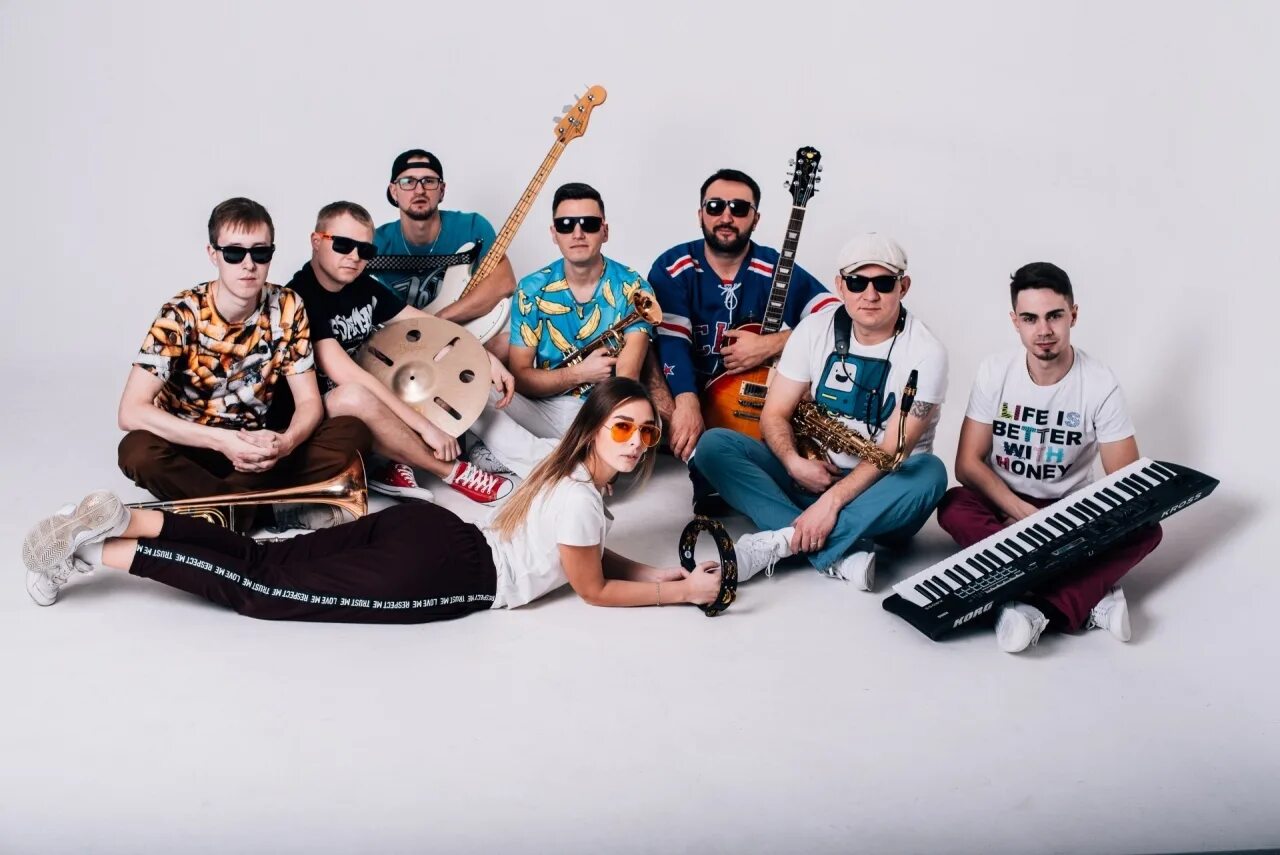 нилетто певец 2021. что мне делать сегодня 2023 песня. клава кока и нилето. владимир ждамиров 2022фтото. альбомы вячеслава добрынина.