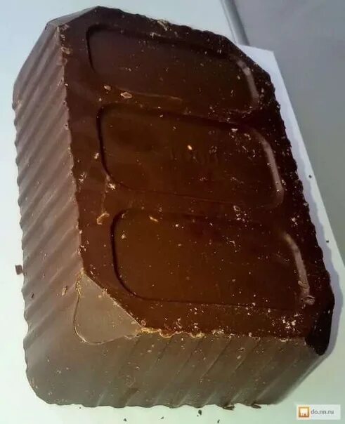 Бельгийский темный шоколад. Большой кусок шоколада. Большой кусок шоколада. Огромные шоколадные куски. Кусок шоколада.