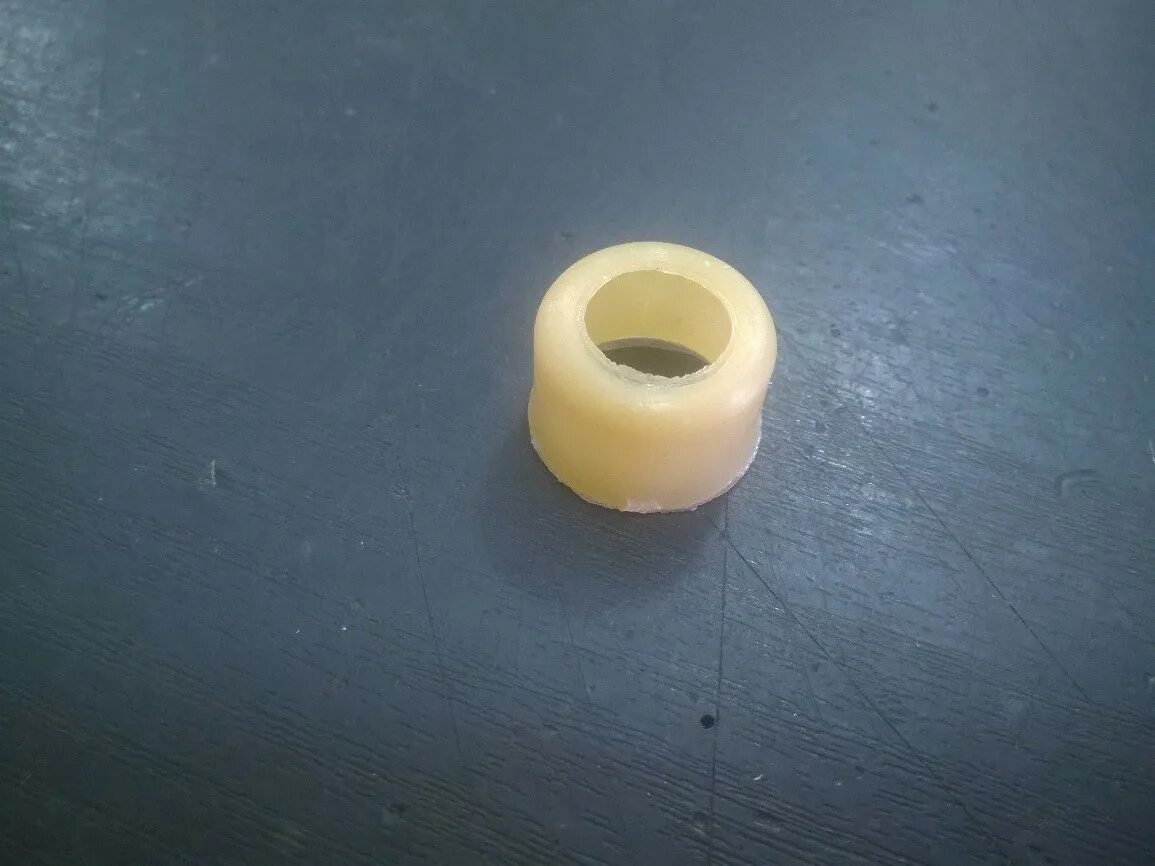 Sc1704232 втулка рычага переключения передач мицубиси. Втулка ховер. Втулка ховер. Great wall 2403105k00. Втулка рычага кпп ховер н2.