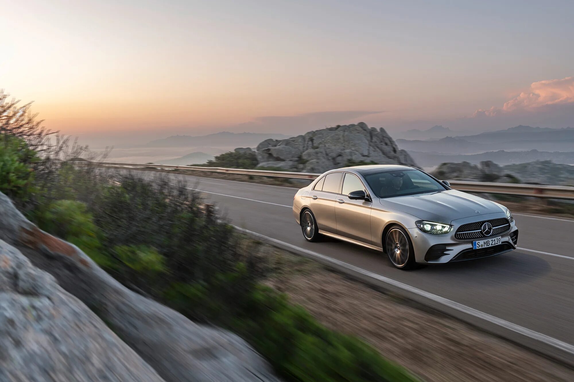 Mercedes benz e class 2021. Мерседес бенц е 2020. Мерседес бенц е 2020. Мерседес бенц e класс 2020. Mercedes benz e class w213.