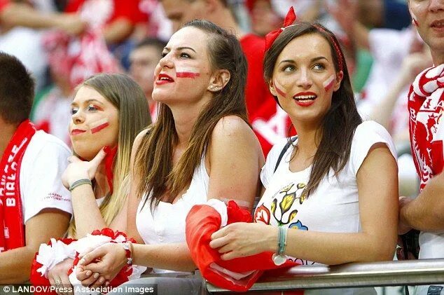 Польская внешность. Польская болельщица на евро 2012. Поляки женщины. Женщины полячки. Польские девушки внешность.