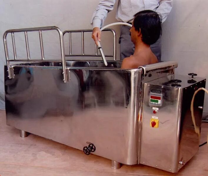 Масляная ванна. Масло для ванны. масляная ванна для робота. масляные ванны для сервера.