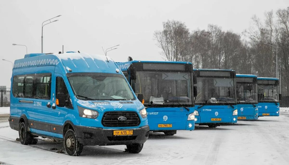 Туристические автобусы автопарк. Где автобус на карте. Самый близкий автобус. Где автобус где автобус. Автобус ивеко астана.