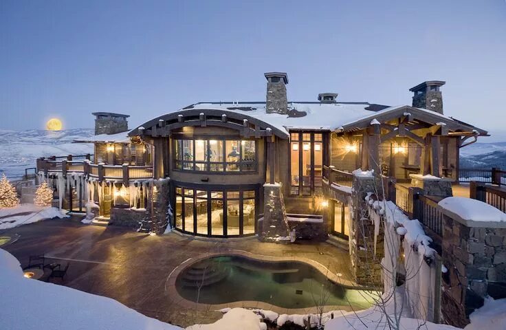 The Biggest Houses In The World 2020 - YouTube