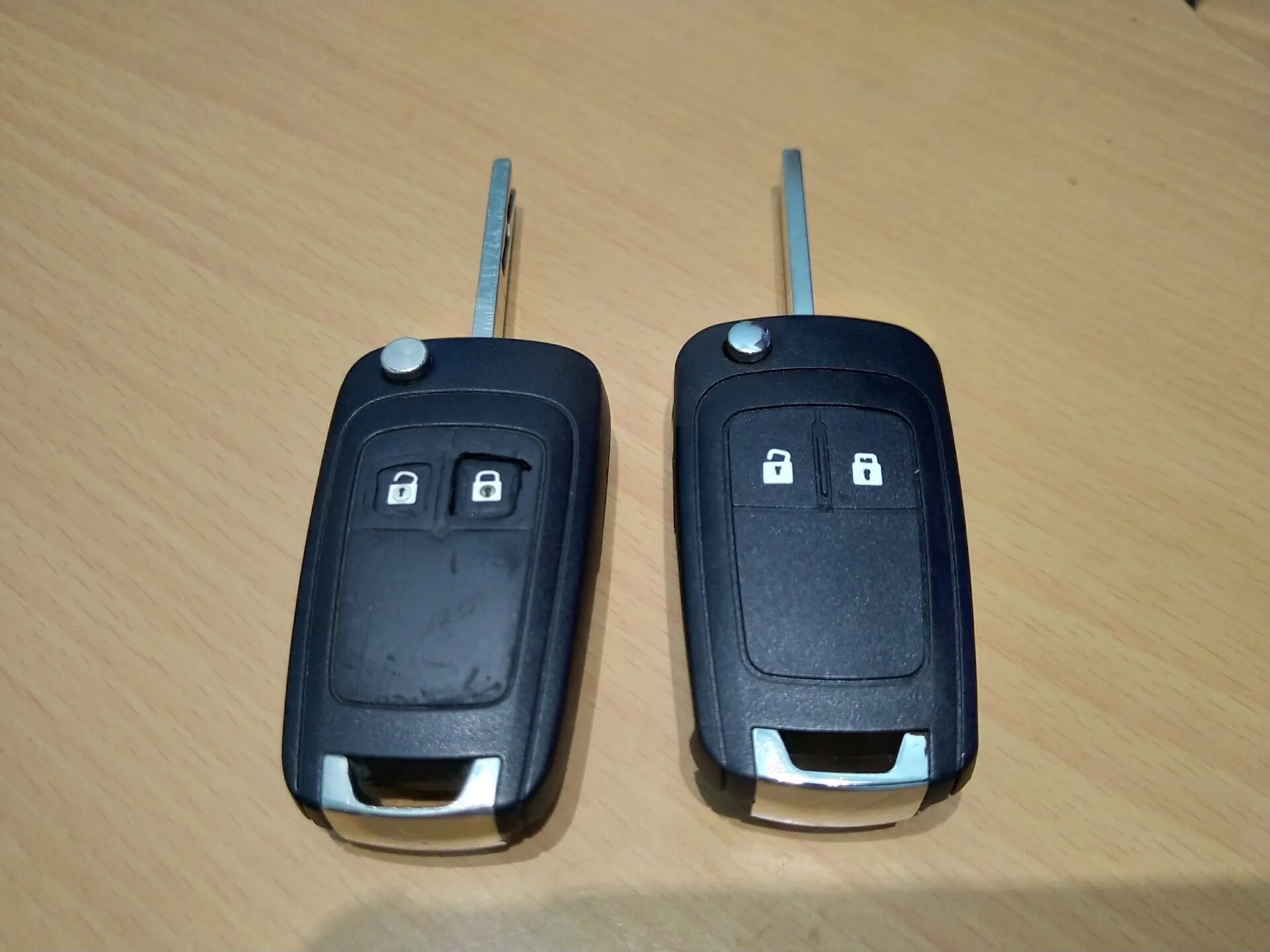 Выкидной ключ опель антара. Smart key opel zafira life 4 кнопки. Смарт ключ opel insignia 2019. Ключ опель инсигния 315. Ключ опель мокка.