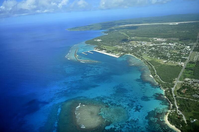 Island of 16 sister part #2 bispiral. Таормина на острове изола белла. Остров 16. Остров 16. Мыс кейп йорк.