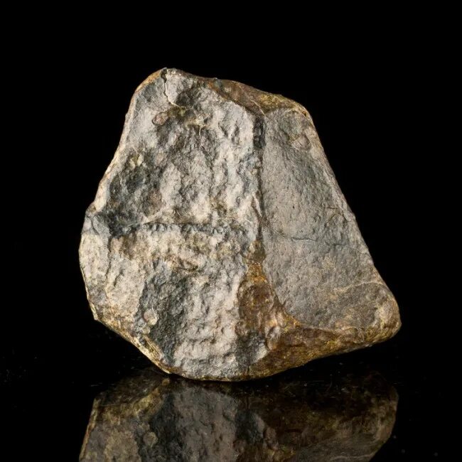 Iron stone. Метеорит эвкрит. Stony-Iron Meteorite. Метеорит Марьялахти. Энстатит минерал.