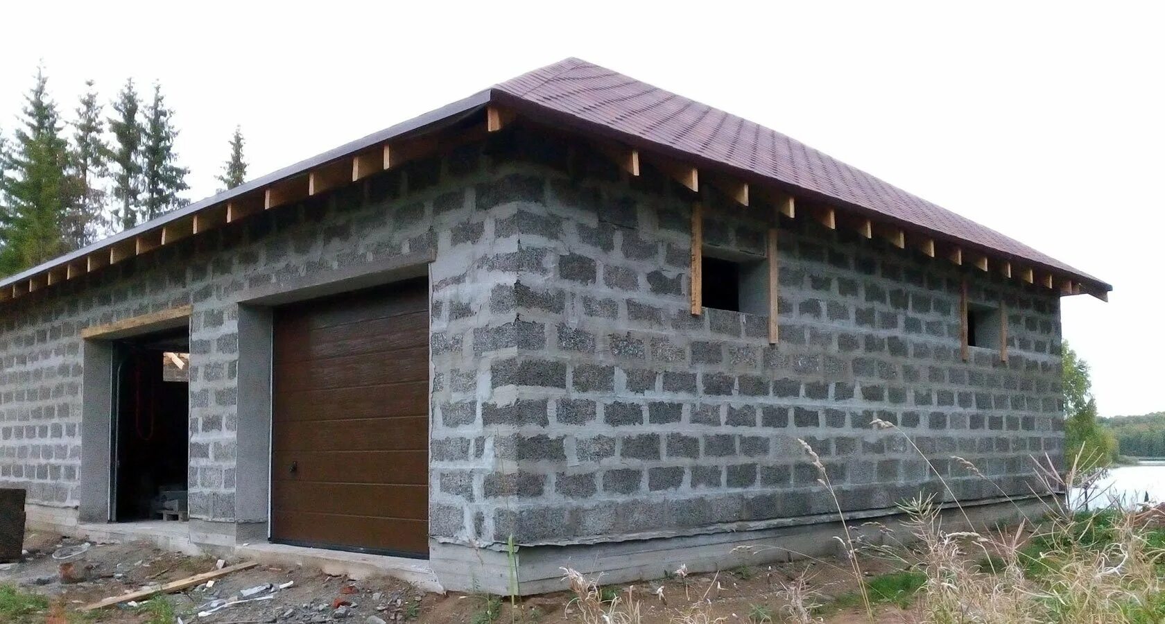 Гараж из арболита. Гараж из арболита. Гараж из пеноблоков. Баня из арболита. Гараж из опилкобетона.