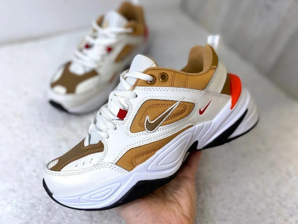 Кроссовок 78 спб. Nike Tekno Dark Gold.