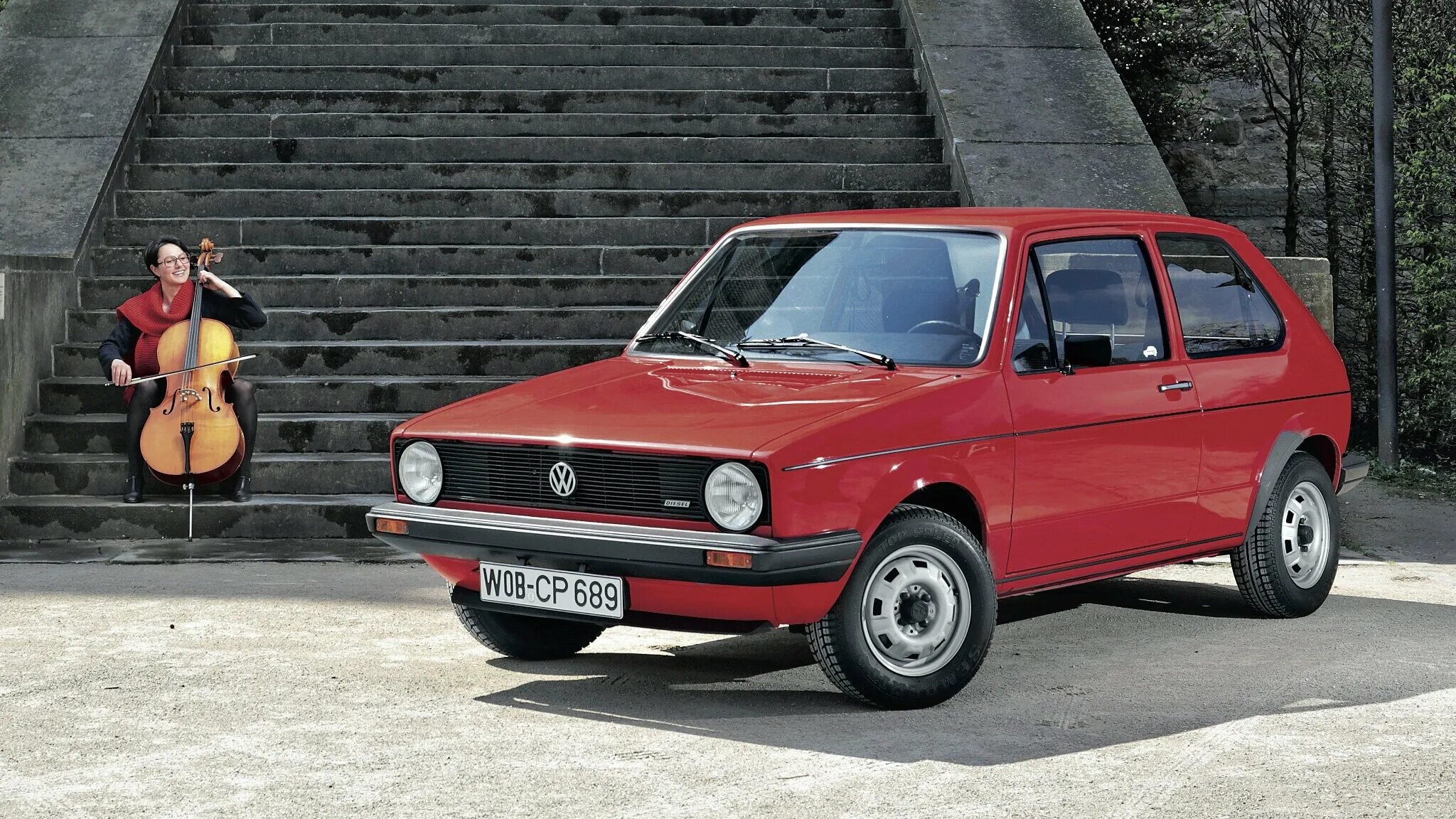 Гольф 1 поколения. Volkswagen гольф 1. Фольксваген гольф гт 2 поколение. Volkswagen golf джорджетто джуджаро. Фольксваген гольф 1 поколение.