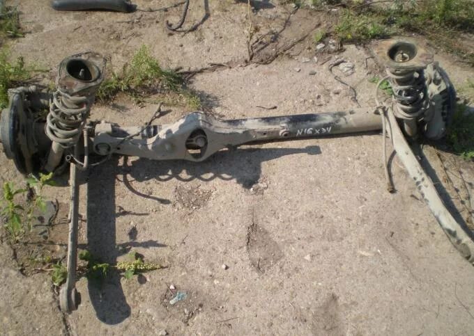 Задняя балка ниссан альмера н16. Nissan almera classic b10 задняя балка. Подвеска nissan almera n16. Задняя балка ниссан альмера классик. Задняя балка nissan almera classic.