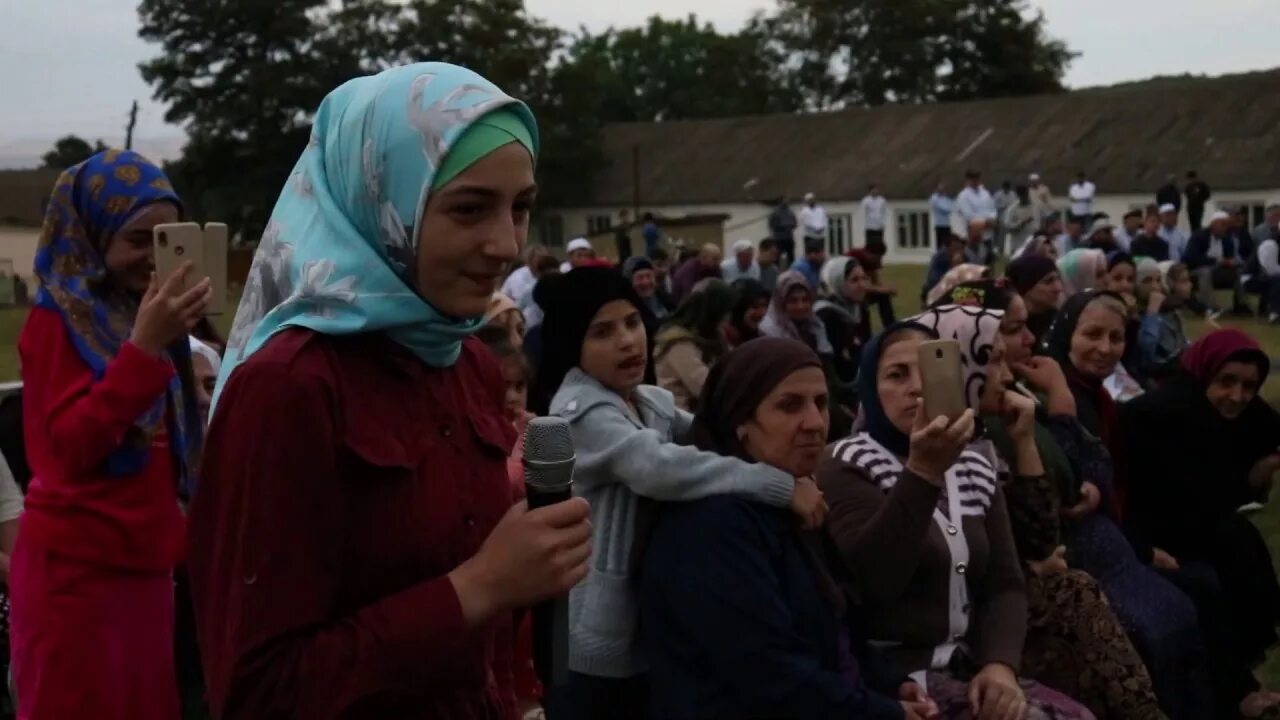 Прогноз погоды в верхнем казанище. Верхнее Казанище Дагестан. Нижнее Казанище Дагестан. Кумыкские свадьбы село верхнее Казанище. Певицы Казанище.