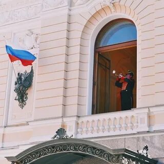 Полдень в санкт петербурге