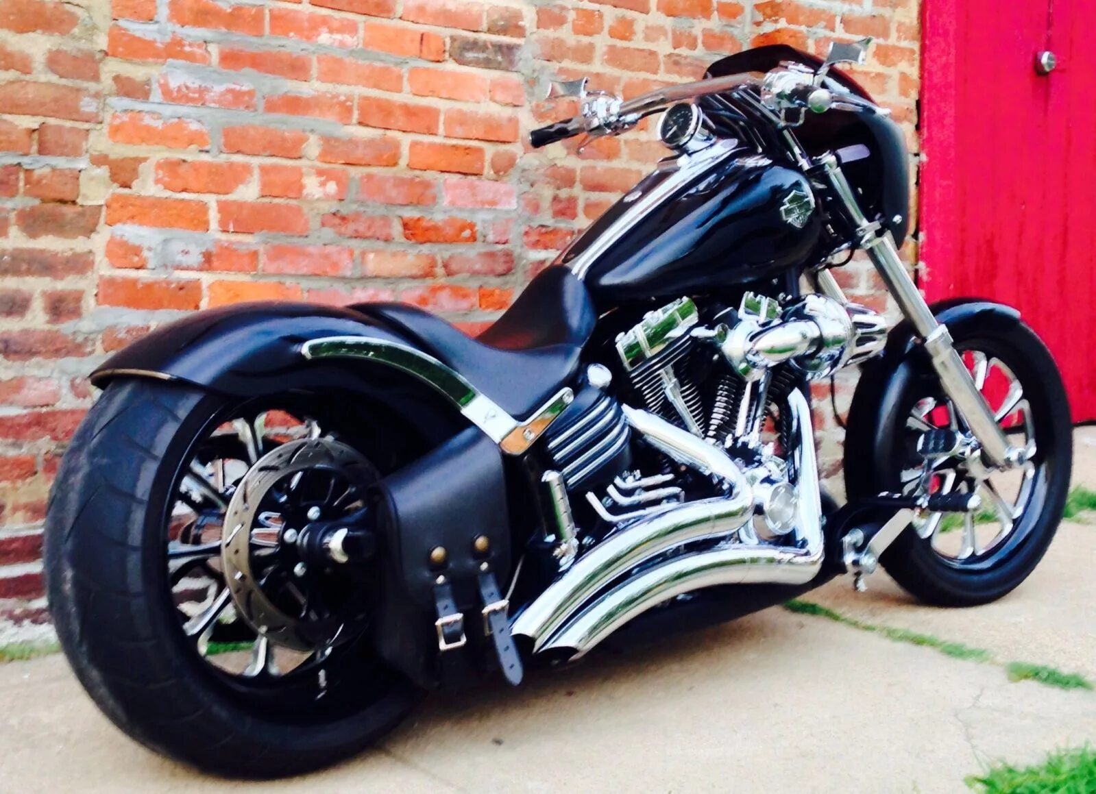 Авито мотоциклы чоппер. Harley Davidson Rocker c. Harley Rocker c. Harley Davidson Rocker c Custom. Мотоцикл Харлей Дэвидсон для рокеров.