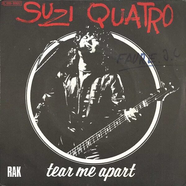 Tear me перевод. Suzi quatro - tear me Apart. Tear me Apart. Suzi quatro коллекция CD. Suzi quatro - 1975 - your mamma won't like me обложки альбомов.