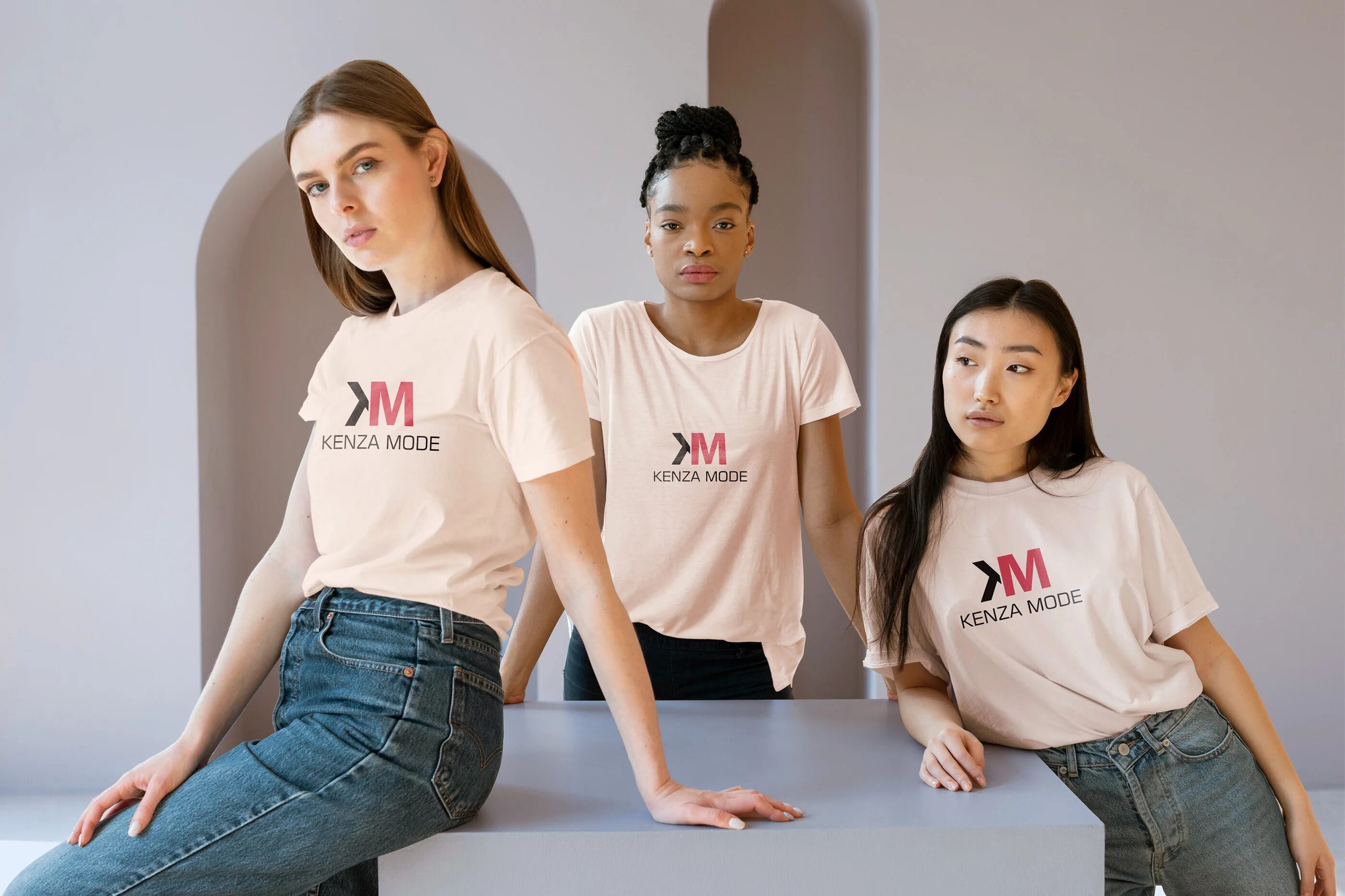 Mode brand. Девушка с брендовыми пакетами. Mode brand. Mw logo. Awake mode.