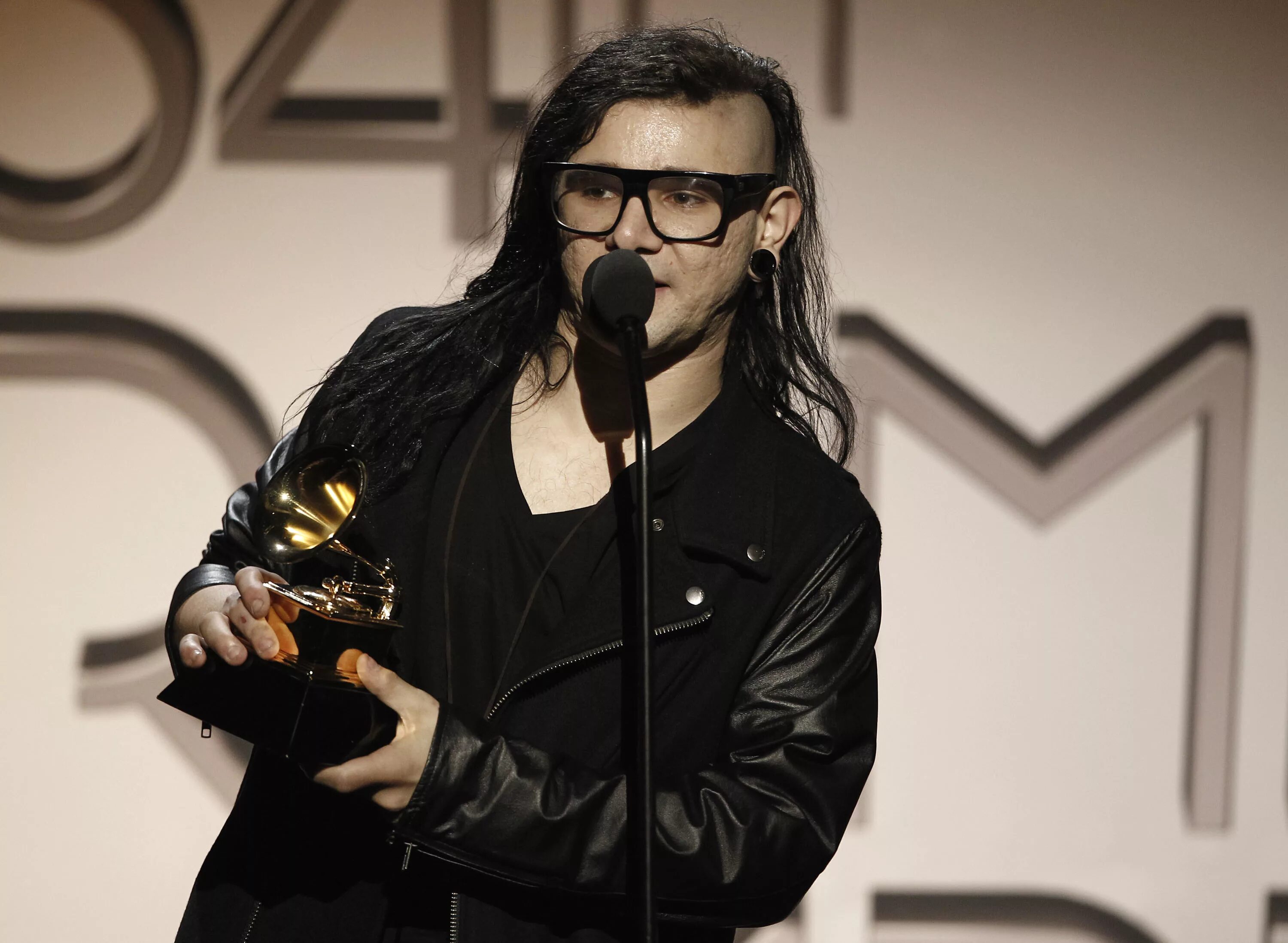 Skrillex Сонни Джон Мур. Skrillex Грэмми. Skrillex 2022. Скриллекс 2021. Скриллекс песни