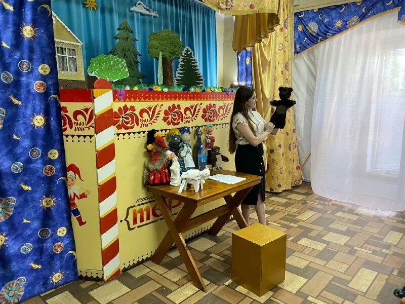 масленица. дед для кукольного театра. дом театр петрушки вологда. в гостях у театра кукол. театр сказкин дом санкт-петербург.