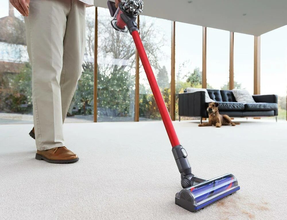 Как выбрать беспроводной пылесос. Пылесос дайсон беспроводной v6. пылесос dyson v6 total clean. пылесос dyson v6 +. dyson v6 absolute.
