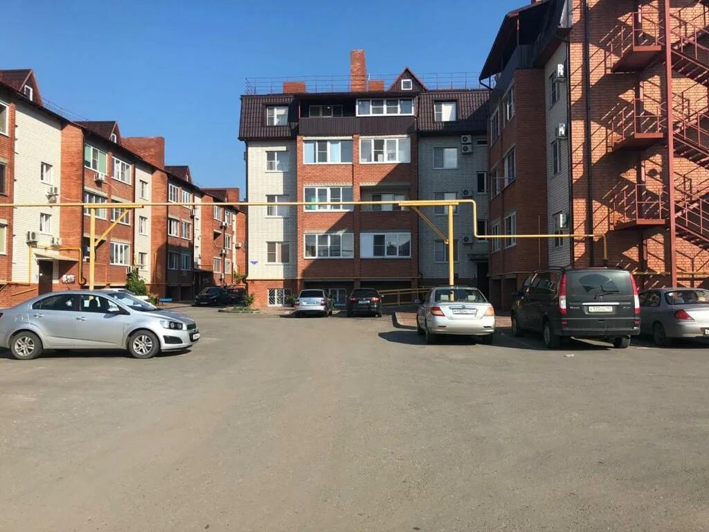 Ейск октябрьская 3. Октябрьский красная 3. Аптеки новый оскол. Октябрьский красная 3. Ейск октябрьская 82.