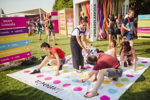 Для стенда Lamoda на VK Fest мы предоставили большое количество высококачес...