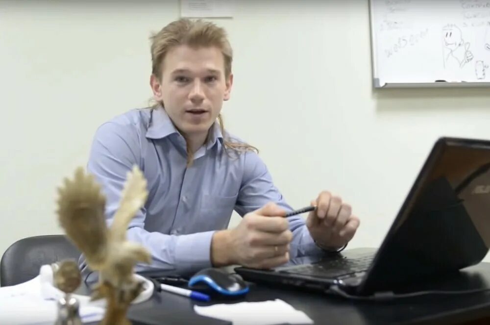 Отлично работаем дальше мем. Веб студия сокол мем. Студия соколов. Работаем дальше. Студия сокол 1990.