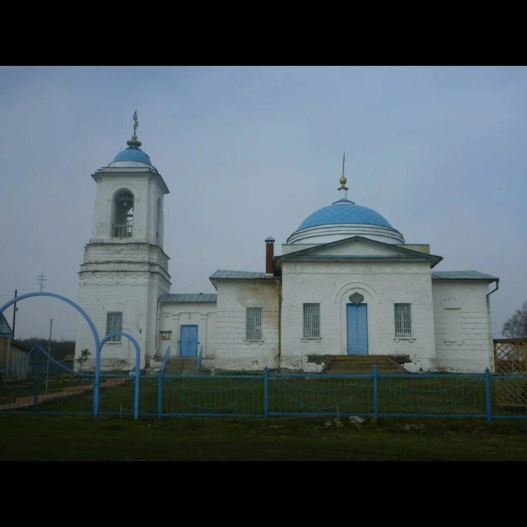 Храм в Ляховке Майнский район. Село Ляховка Ульяновская область Майнский район. Сосновка Майнский район. Ульяновская область Майнский район село Сосновка.