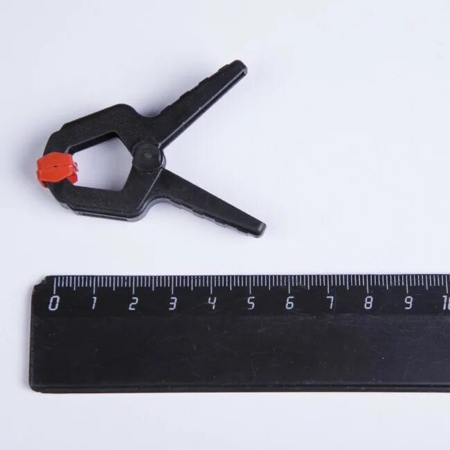 Зажим для дуг парниковых (комплект 18 шт. Cable clamp зажимы для кабеля. ) 7053. Зажимы для пленки o 10 мм, пластик, зеленого цвета (упаковка - 18 шт. Зажимы пластиковые для крепления.