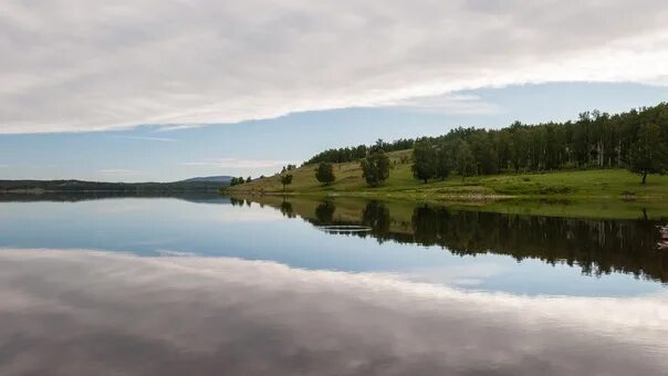 Иремельское водохранилище миасс. Верхне иремельское водохранилище челябинская область. Верхне иремельское водохранилище. Верхне иремельское водохранилище. Озеро иремель миасс.