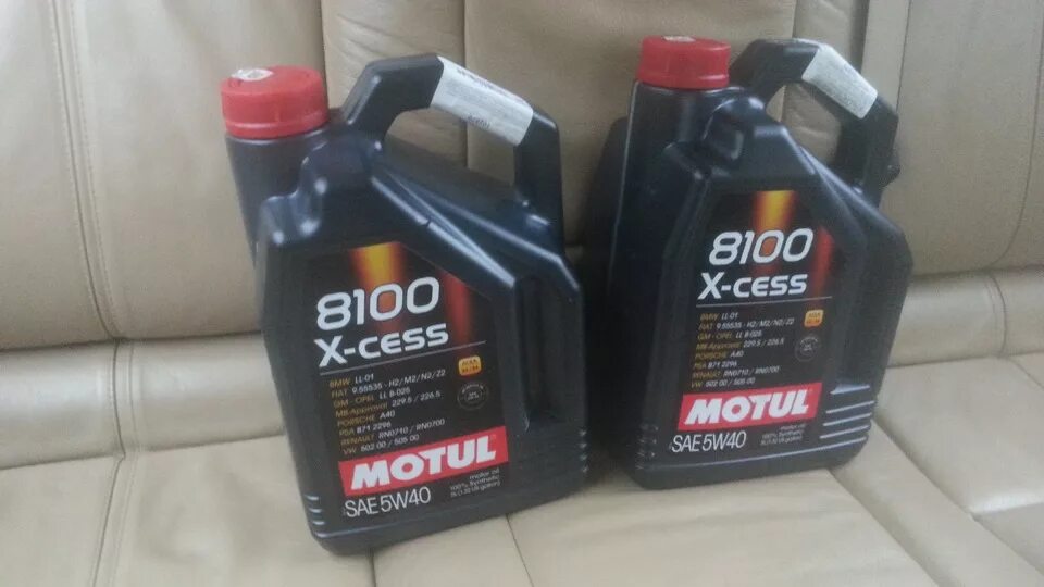 Масло х5 е70 дизель. X-Cess 5w40. Масло Motul 5w40. Мотюль 5w30 для БМВ. Motul 8100 x-Cess 5w40.