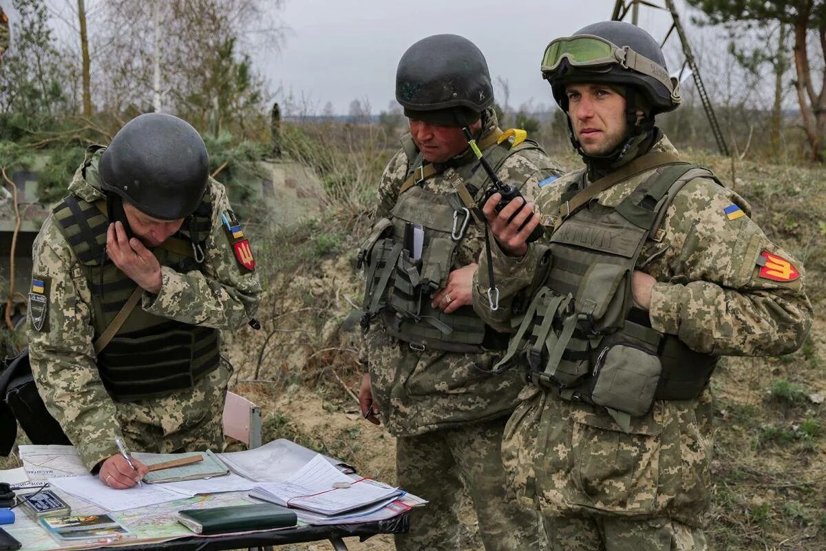 Вар ин украина. Боевые действия. Форма Российской армии в Украине. Украинская армия.