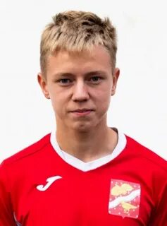 38 игроков