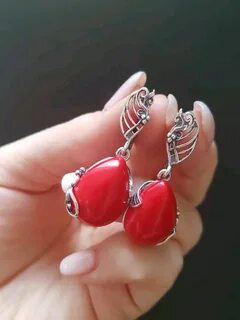 Коралловые сережки