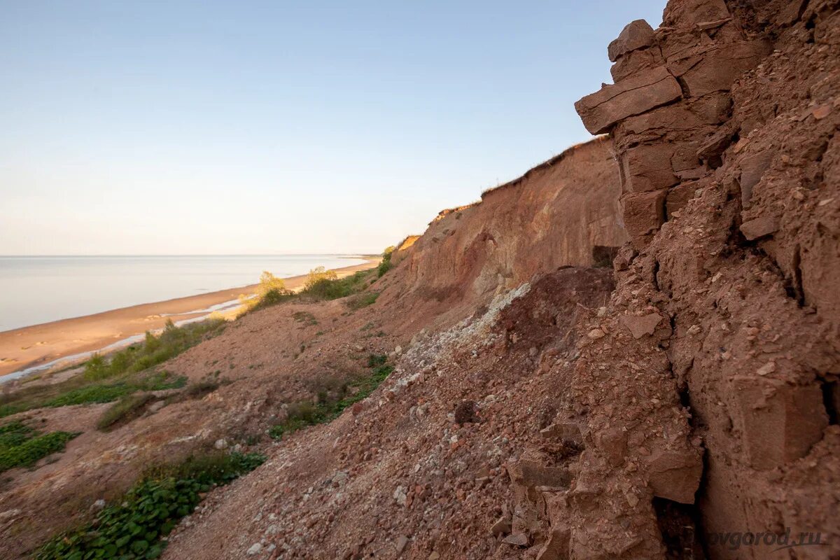 Ильменский глинт. Ильмень глинт. Село Коростынь Ильменский глинт. Ильменский глинт Буреги.