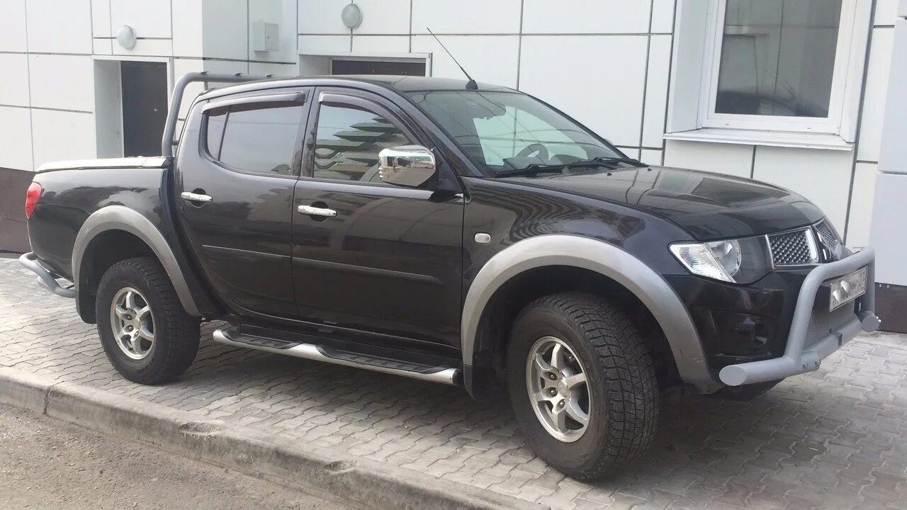 Митсубиси л200 2011 года. Мицубиси л200 2011. мицубиси л200 2011г. mitsubishi l200 2011 года.