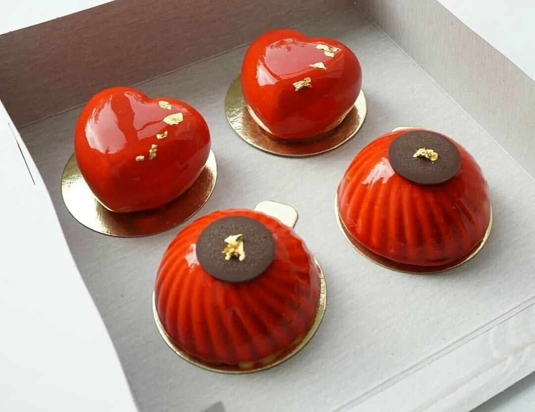 рецепт муссовых пирожных. рецепт муссовых пирожных. муссовое пирожное вишня. муссовый торт энди шеф. муссовое пирожное "тиффани".