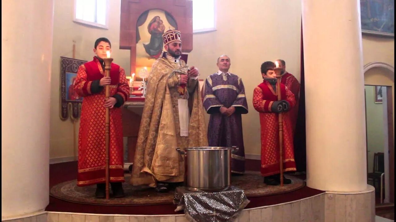 Киров глава армянской диаспоры. Армянская апостольская церковь ижевск. Аац армянская апостольская церковь. Армянский дворик киров эко. Армянская киров.