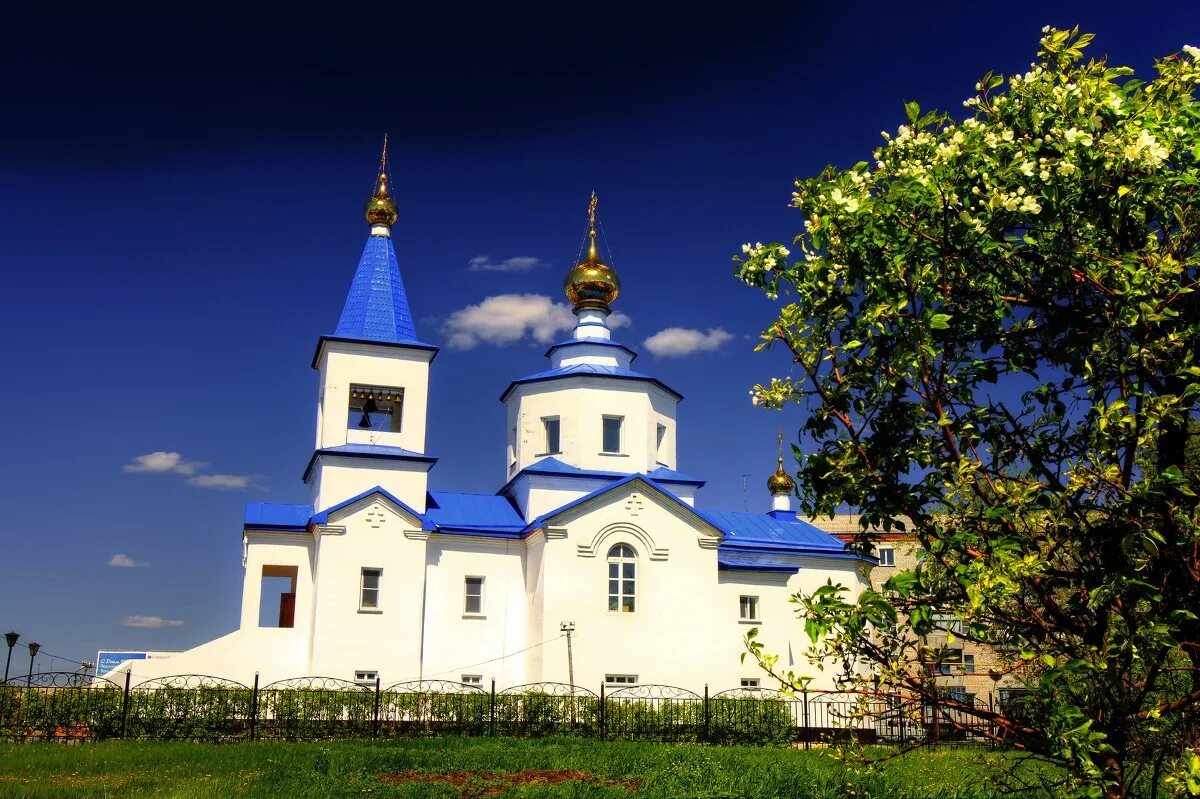 Татарск новосибирская. Храм Покрова Пресвятой Богородицы в Татарске. Церковь Татарск Новосибирская область. Новосибирская Церковь Покрова Пресвятой Богородицы. Приход храма Покрова Пресвятой Богородицы г. Татарск.