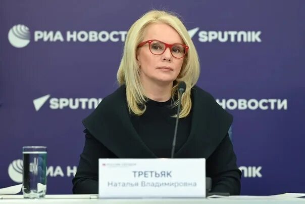 Газпромбанк совет директоров. Менеджеры газпромбанка. Газпромбанк зарплатный проект. Менеджеры газпромбанка. Менеджеры газпромбанка.