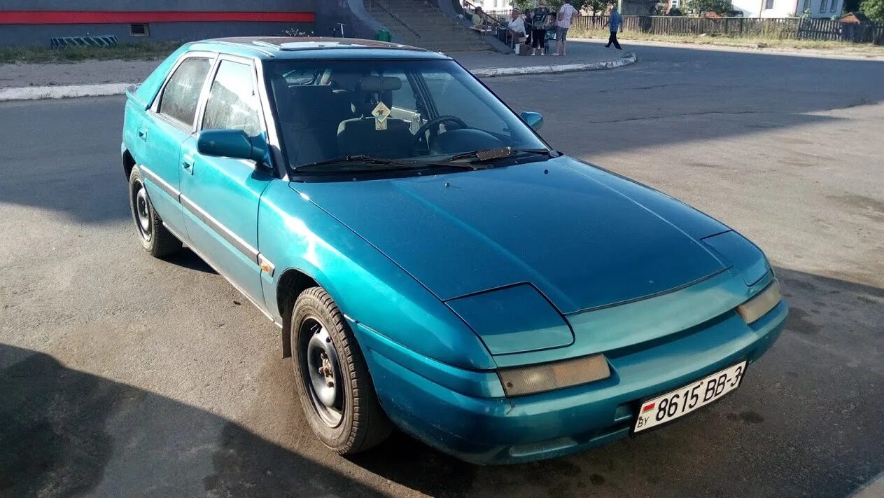 Купить мазду 323 f. Mazda 323 слепыш. Мазда 323f 93. Mazda 323 1991. Мазда 323 кабриолет.