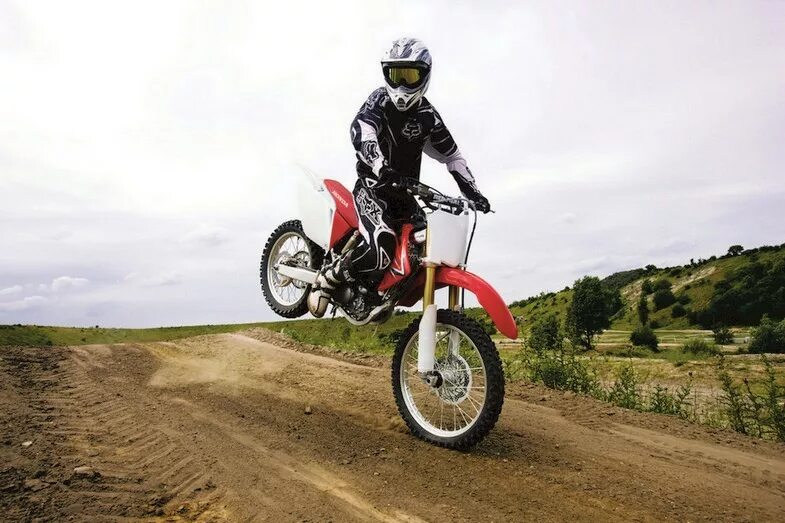 Honda crf250r 2014. Эндуро кроссовый мот Honda. Мотокросс на Honda CRF 250r. Кроссовый мотоцикл 250 без прав.