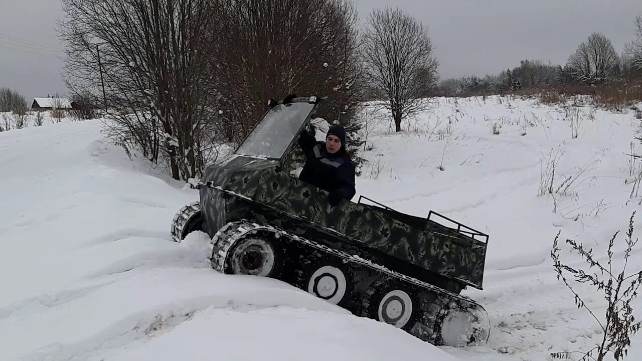 Вездеход амфибия охотец. Гусеничные вездеходы riptide. Вездеходы по снегу видео. Каракат тайга. Вездеходы по снегу видео.