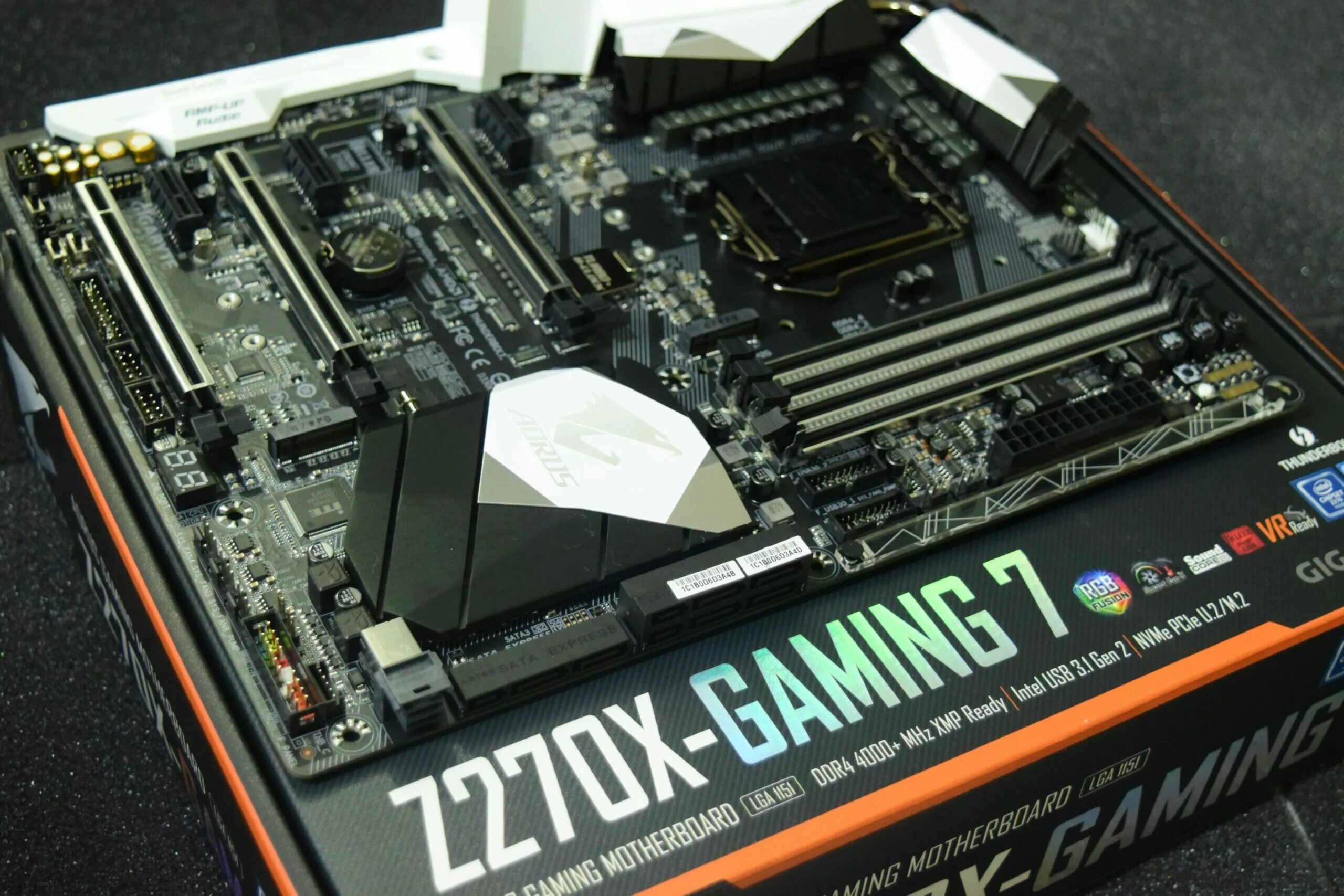 Aorus gaming 7. Gigabyte AORUS 7. Gigabyte z270. Gigabyte z270 Gaming 7. Gigabyte AORUS ga-z270x-Gaming 7.