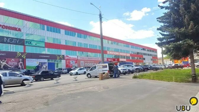 Магазин м сити. Магазин м сити. Тц м сити кузнецк. Кузнецк торговые центры. Учалы магазины.