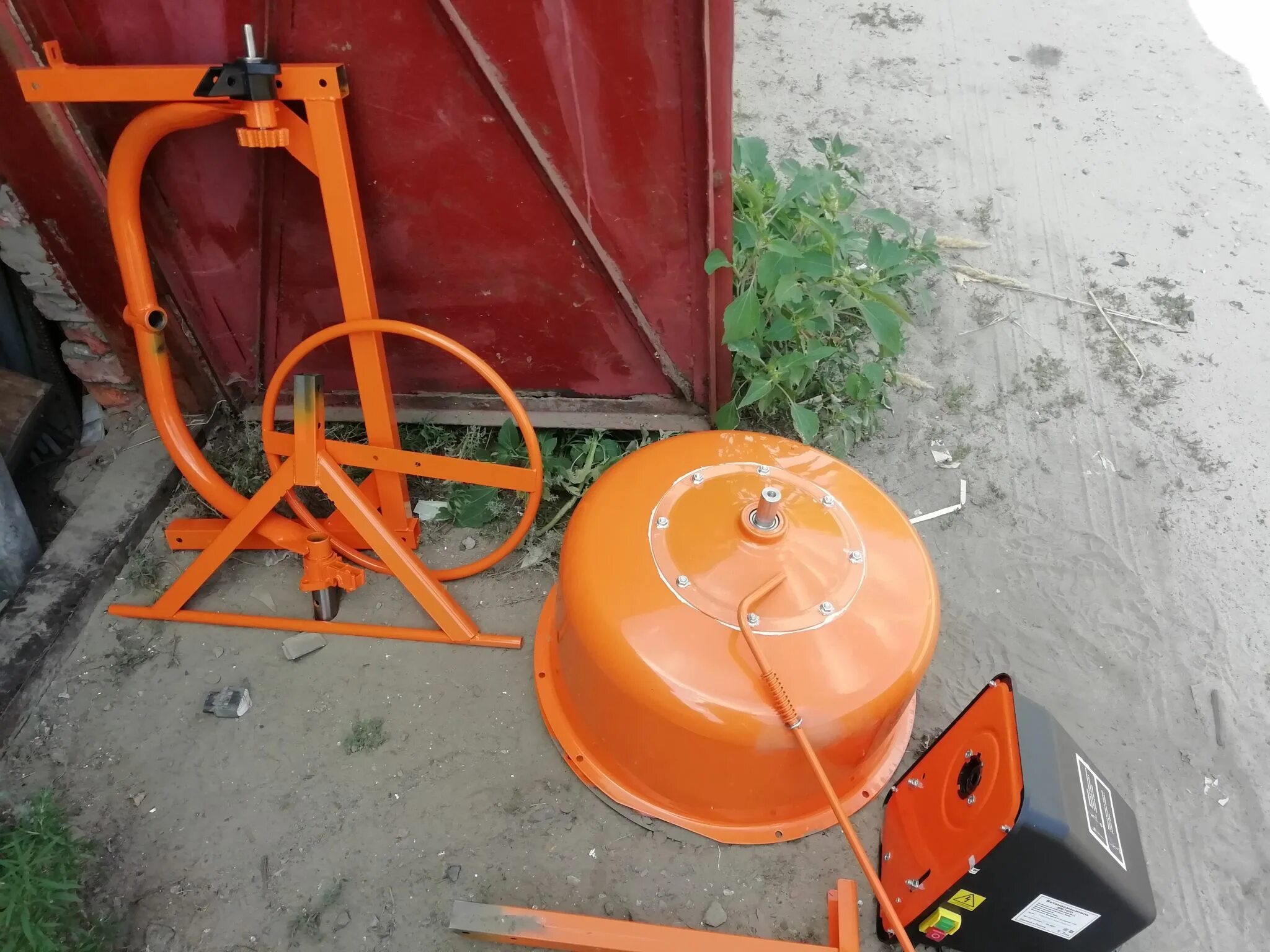 Бетономешалка бм 160п вихрь. Бетономешалка бм 160п вихрь. Бетоносмеситель вихрь бм-200п. Бетономешалка вихрь 180п. Бетономешалка бм 160п вихрь.