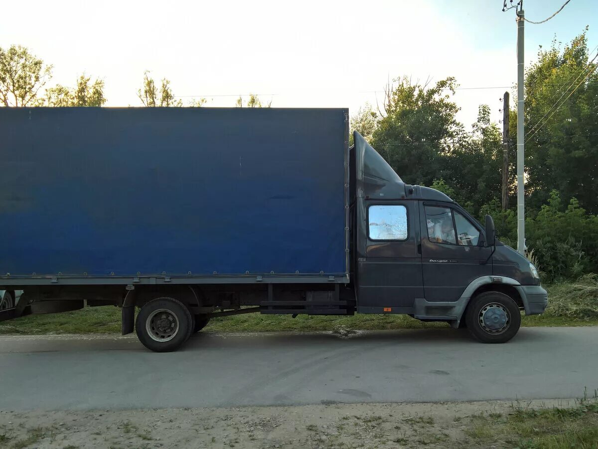 Тент 32. Газ валдай 2013. валдай тент. валдай тентованный. валдай серый тент.