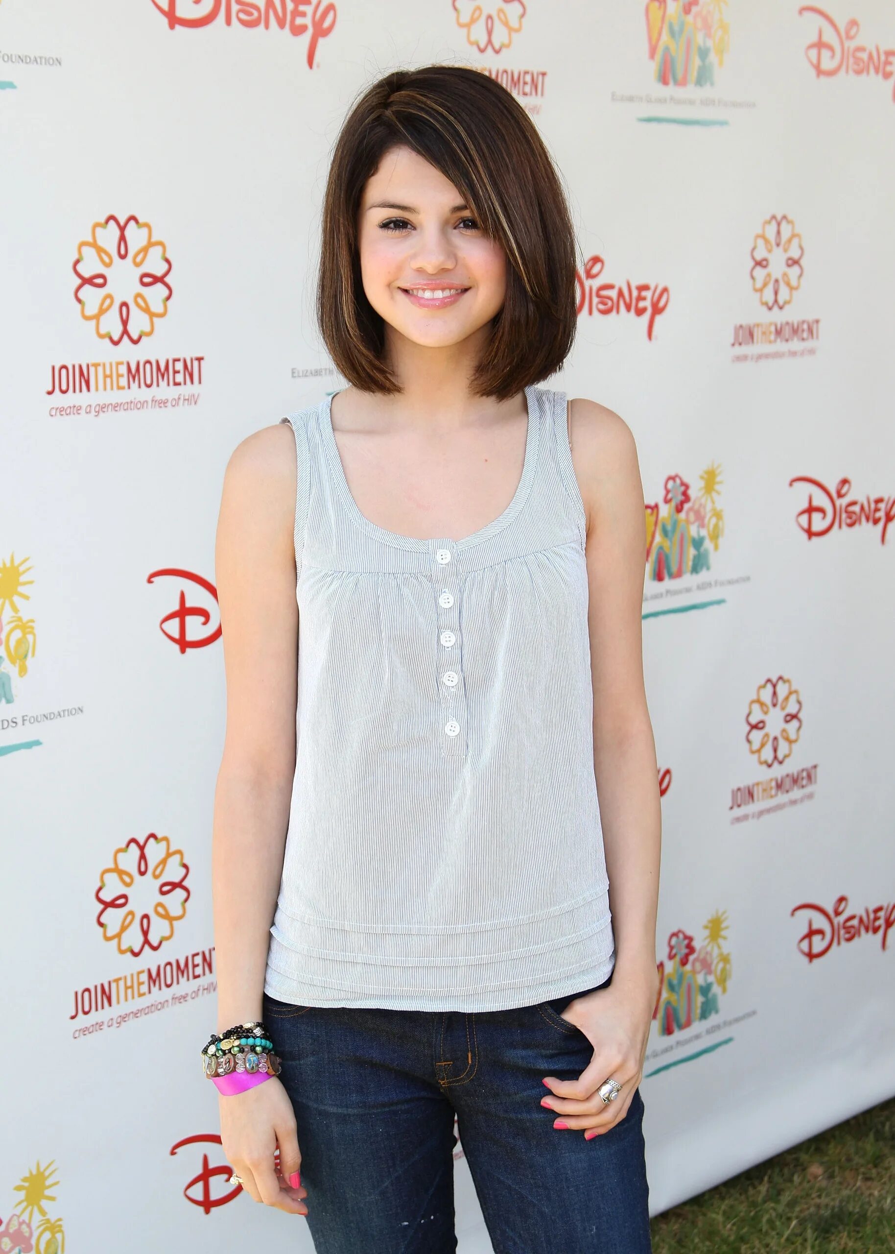 селена гомес прически короткие. кирнан шипка прическа. хлоя грейс морец. хлоя грейс морец в 14. детские стрижки девочке.