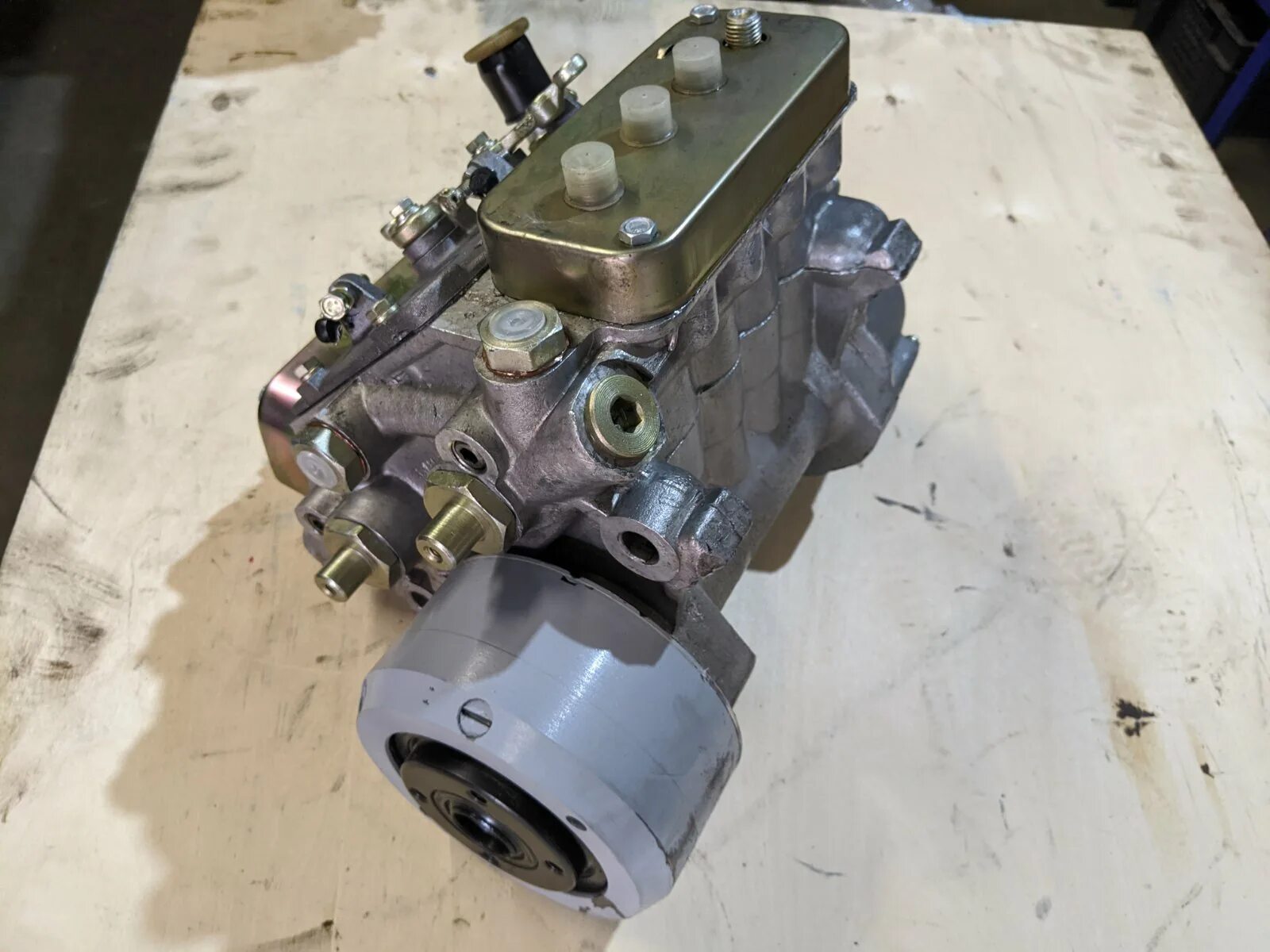 Тнвд камаз 33-02. Обратный клапан тнвд камаз 4310. Как поменять тнвд камаз. Как поменять тнвд камаз. Тнвд камаз 740 в разборе.