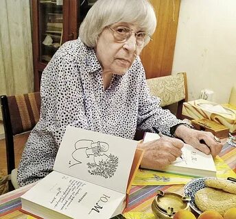 Имя русской поэтессы 5 букв